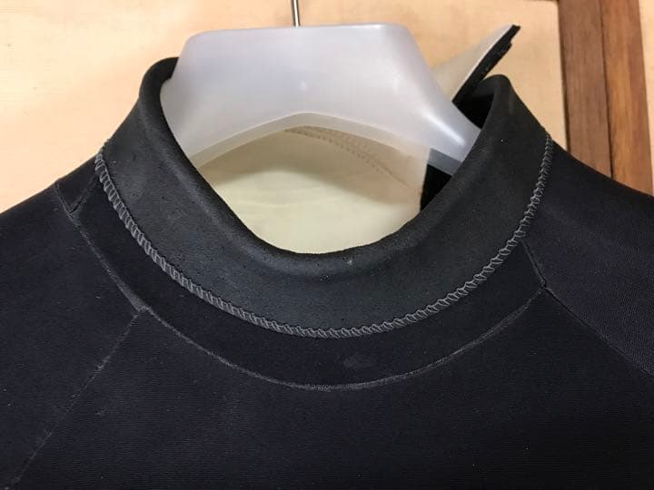 オニールウェットスーツ　フルスーツ3×2mm クラシック