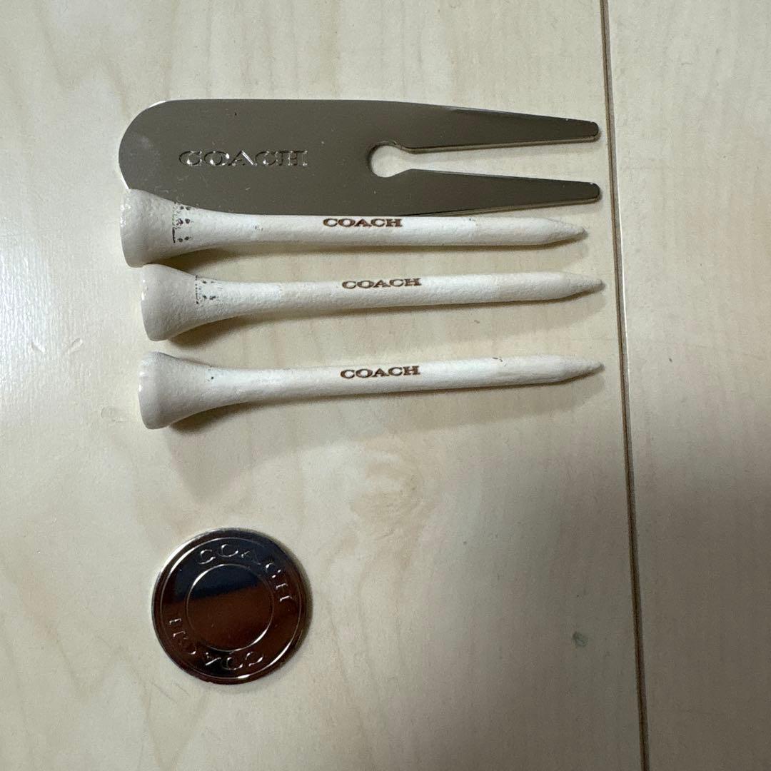 coachゴルフボールケース　ブラウン