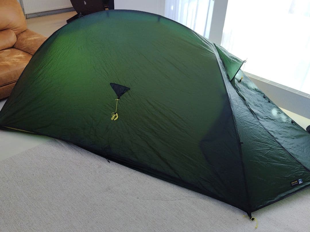テラノバ　ソーラーフォトン 2 　テント