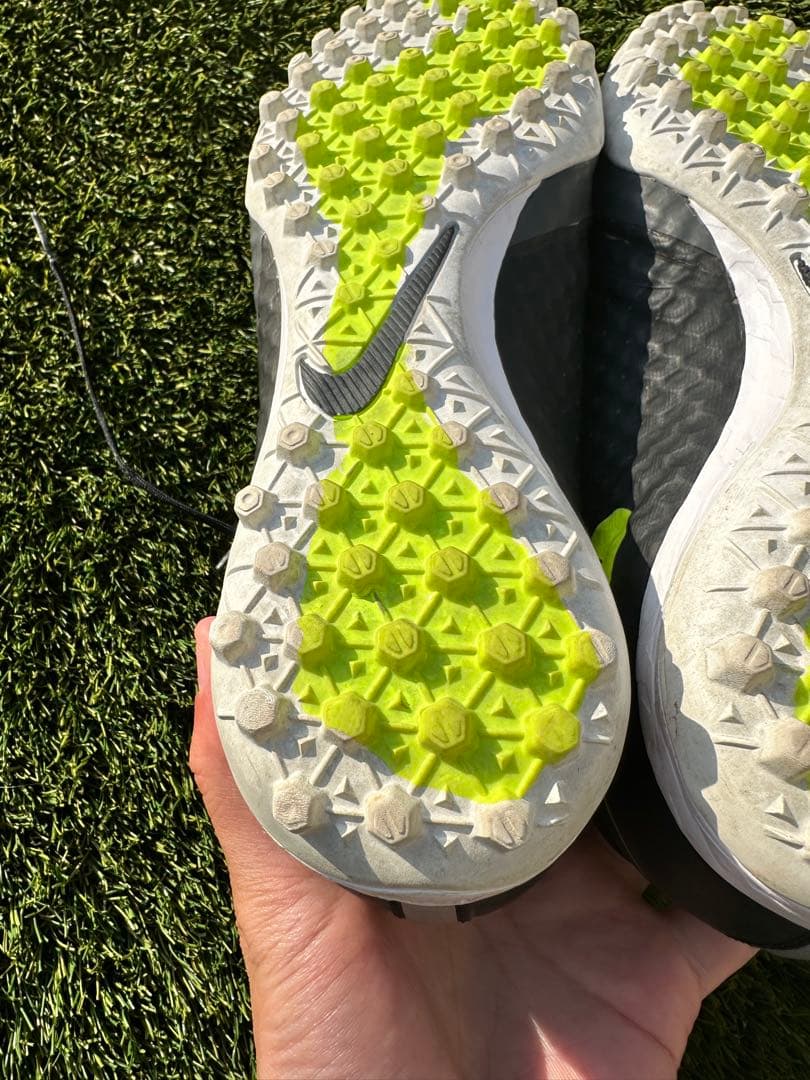 ナイキ エラスティコ フィナーレ III TF（ブラック×蛍光イエロー）