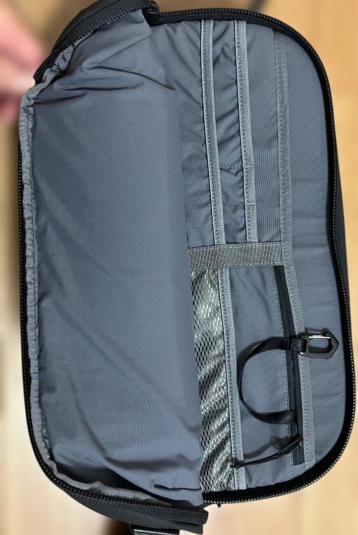 【美品】正規品 Aer エアー ショルダーバッグ/TECH SLING2