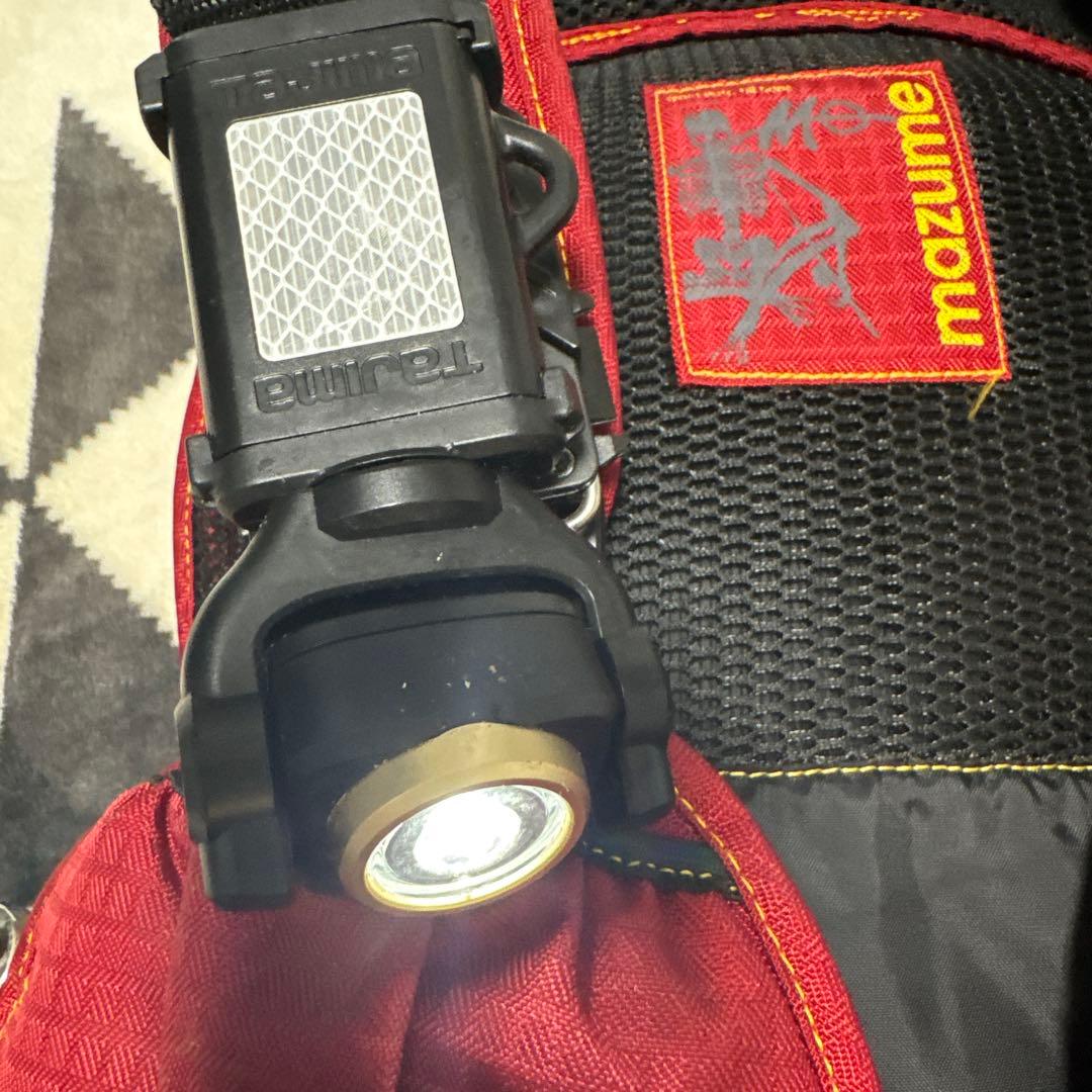 マズメライフジャケット レッド LEDライト付き