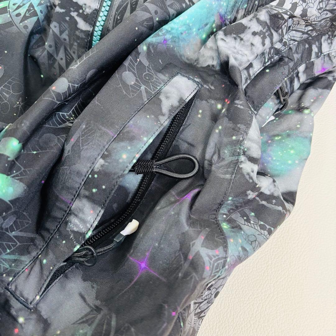 2474【極美品】ボルコム ゴアテックス ジャケット スノボウェア 光沢感