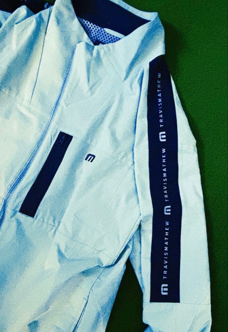 新品未使用トラビスマシュー　ラインウインドブレーカー　メンズMサイズ　ジェダイド