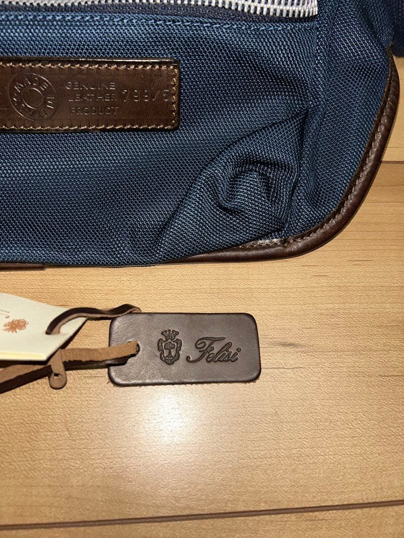 Felisi　フェリージ　799/5　ショルダーバッグ ボディバッグ ネイビー
