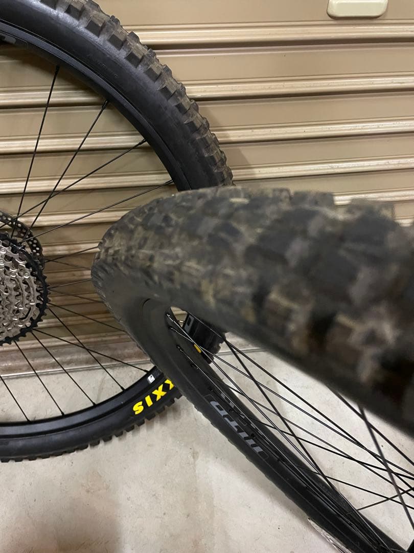 z*b様 MAXXIS Minion 29インチ ホイール前後セット　タイヤ付き