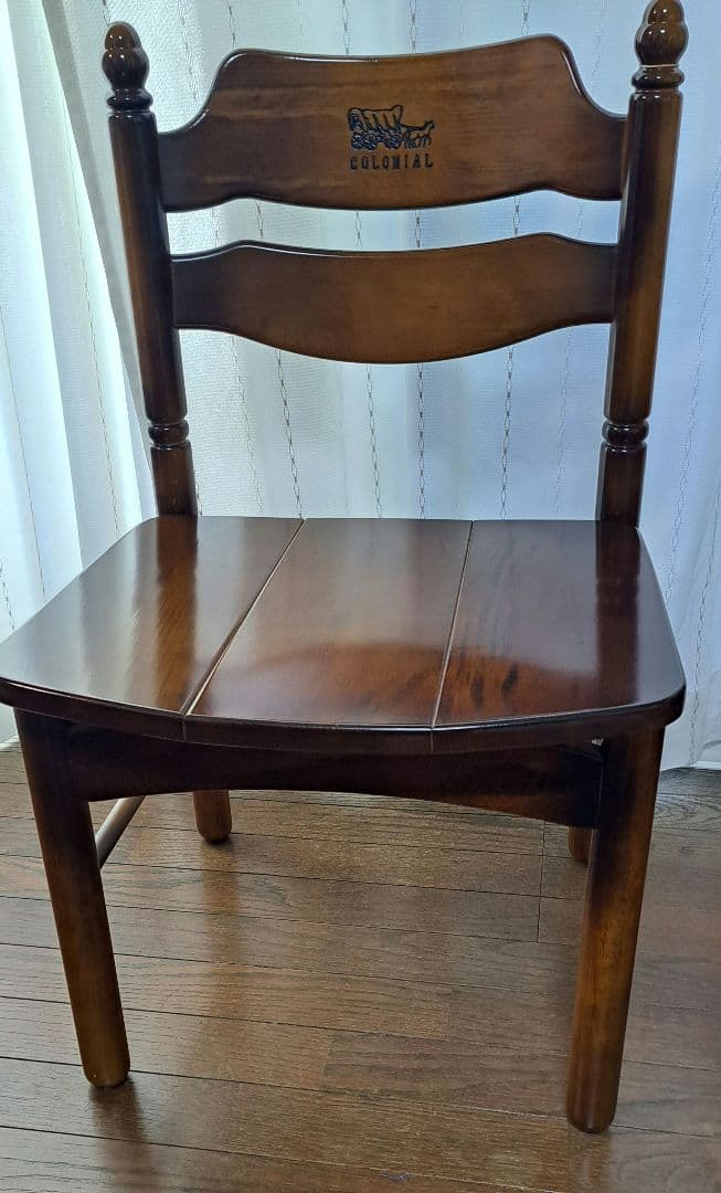【90年代】オールドカリモク コロニアル ダイニングチェア 馬車刻印 2脚