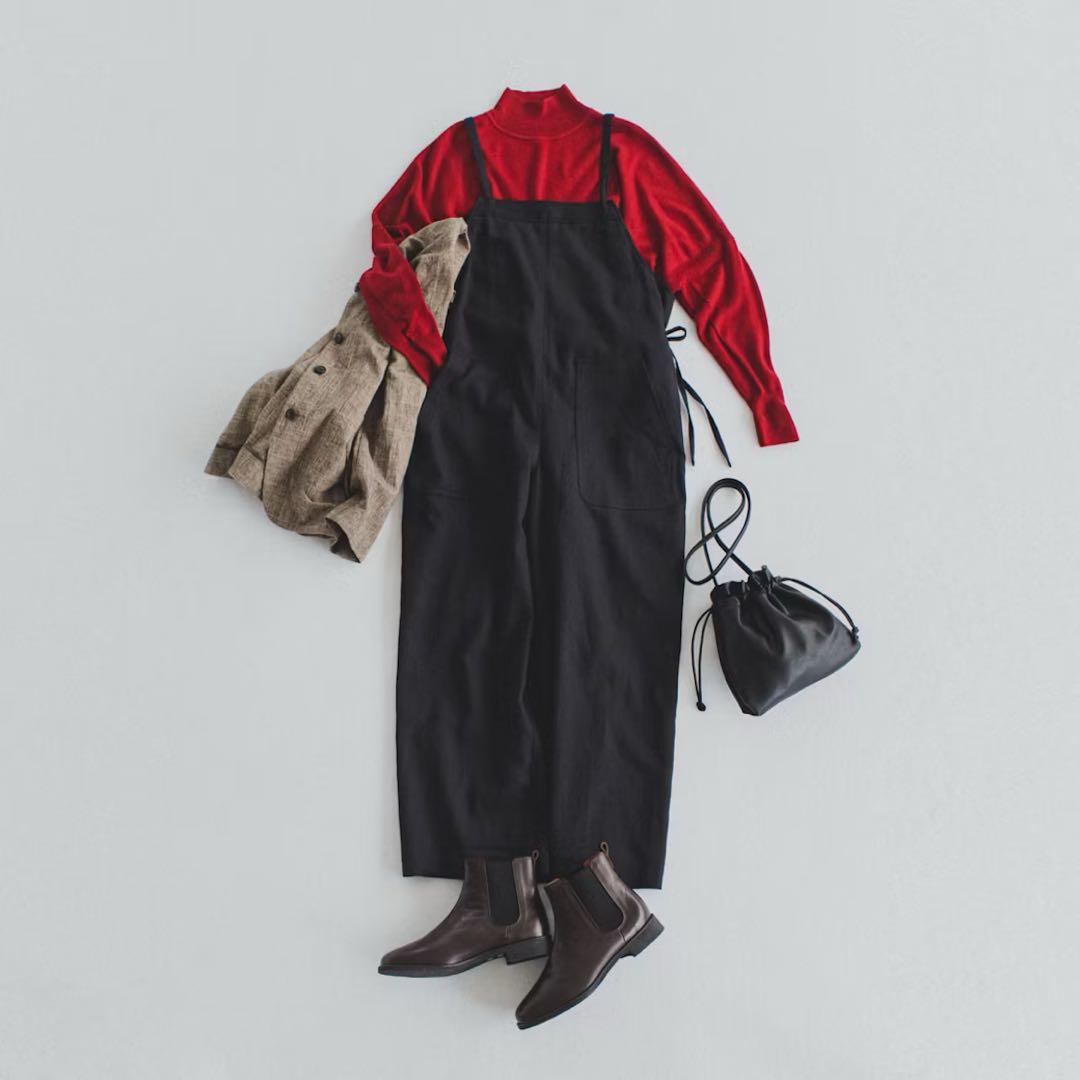 美品【北欧、暮らしの道具店】サイドリボンのサロペット/ブラック