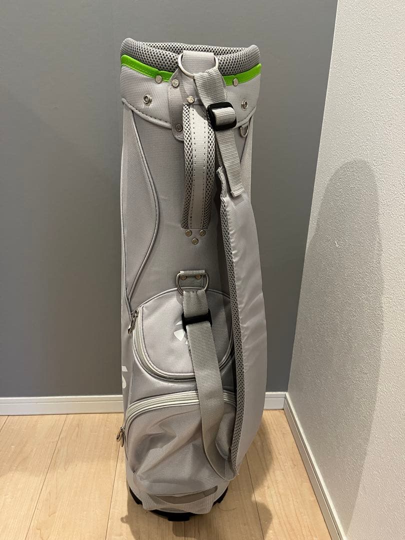 テーラーメード　キャディーバック　レディース　ヘッドカバー