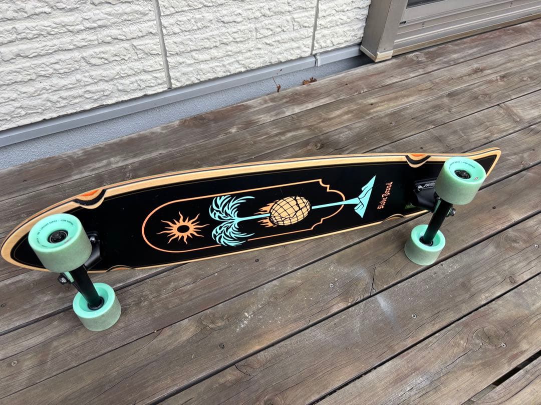 GLOBE クルーザー　スケボー　サーフスケート