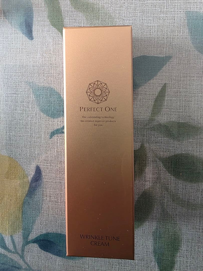クレンジング・メイク落とし Perfect One Wrinkle Tune Cream 15g