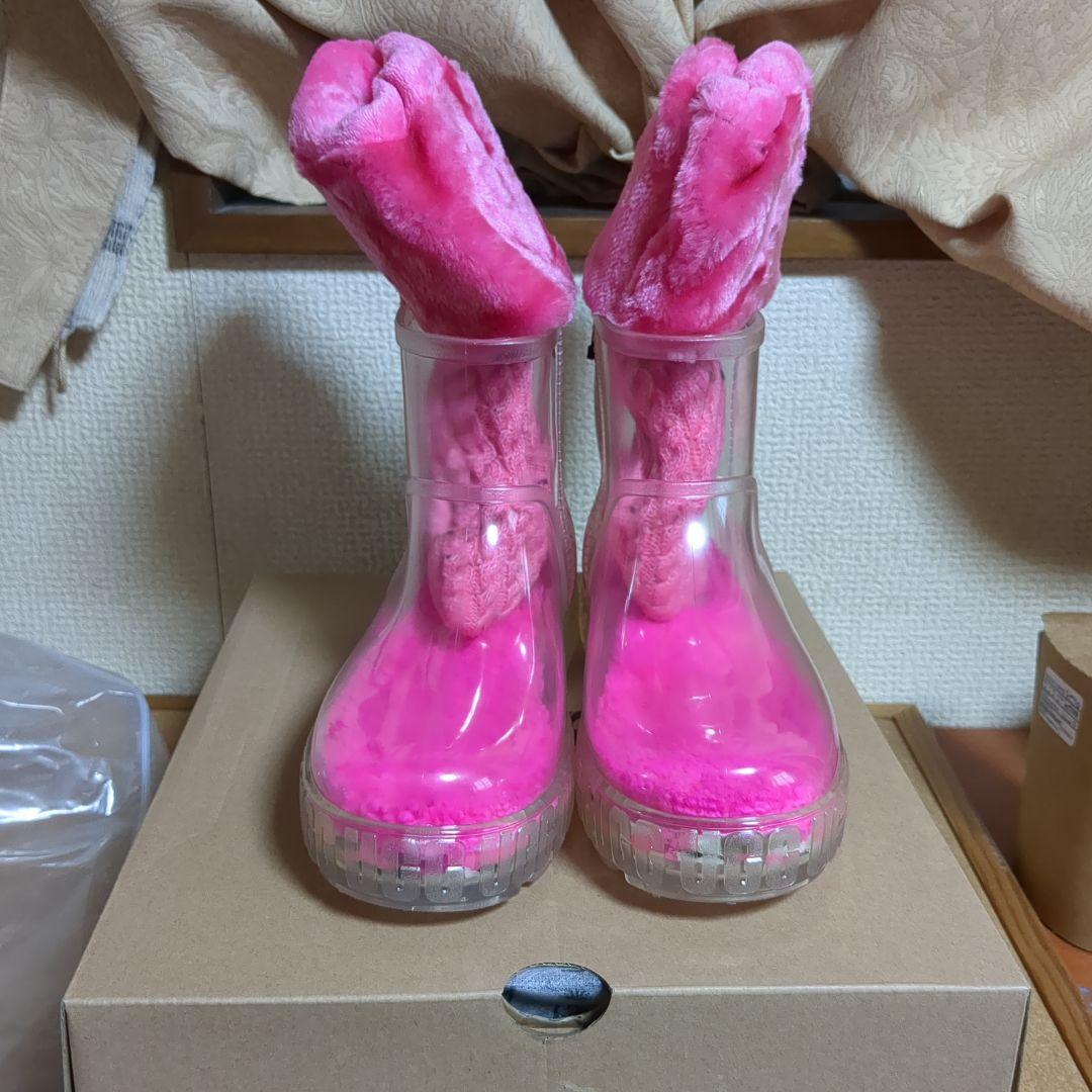 UGG 予備用ソックスとW DRIZLITA CLEAR レインブーツのセット