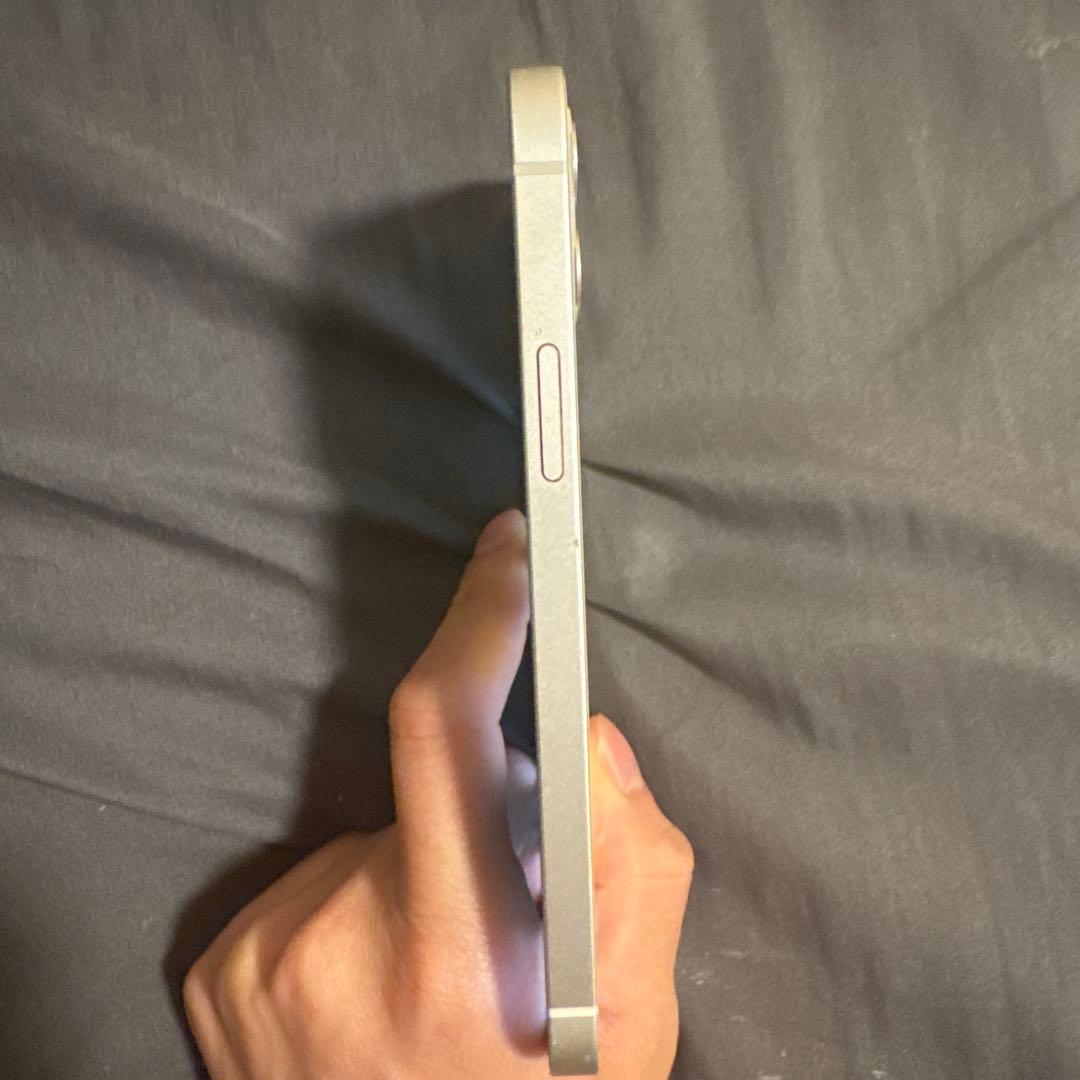 iPhone12 128gb スターライト