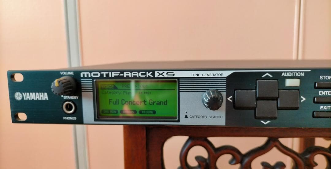 YAMAHA MOTIF-RACK XS 音源モジュール