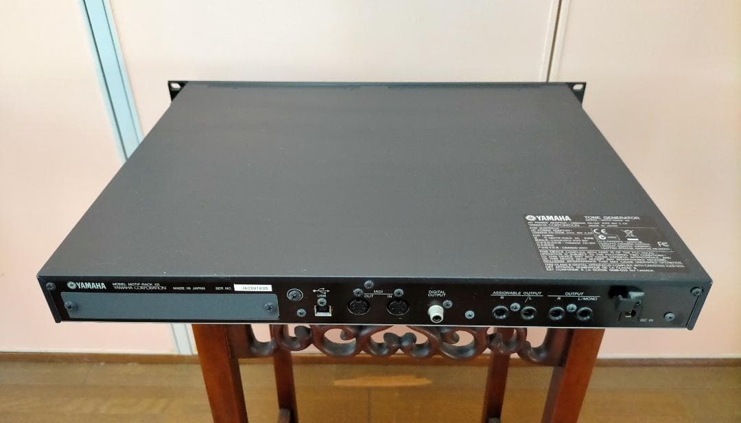 YAMAHA MOTIF-RACK XS 音源モジュール