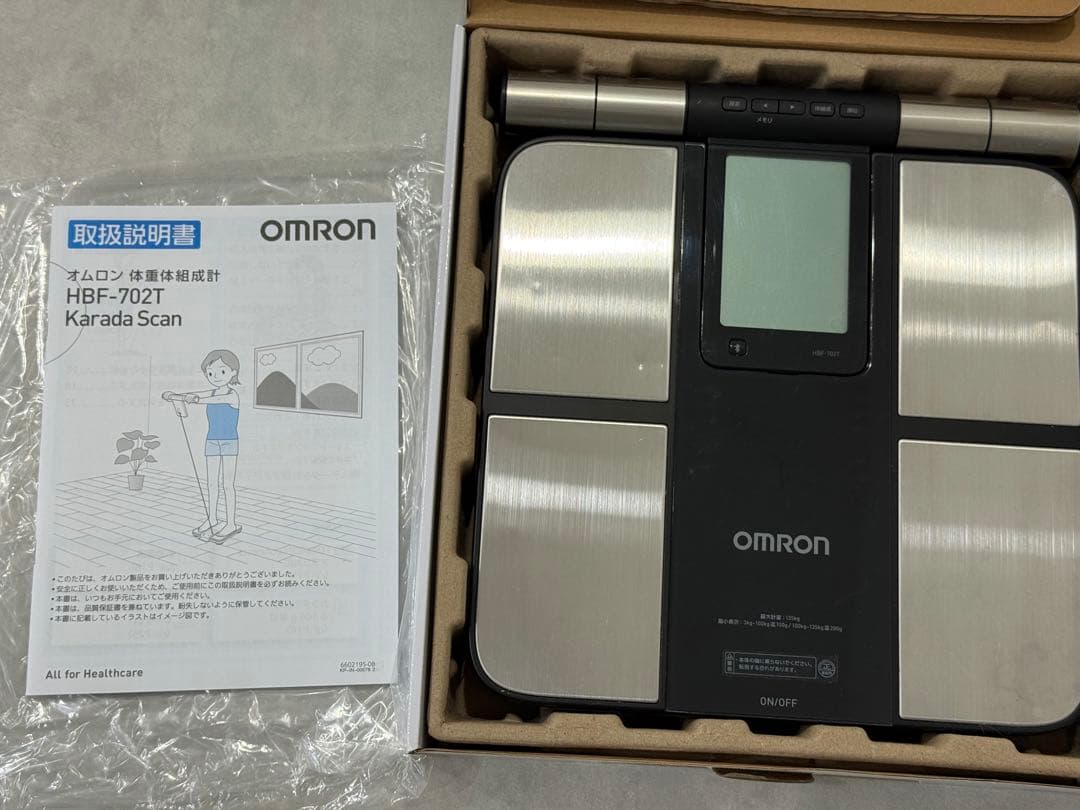 OMRON Karada Scan HBF-702T 体組成計