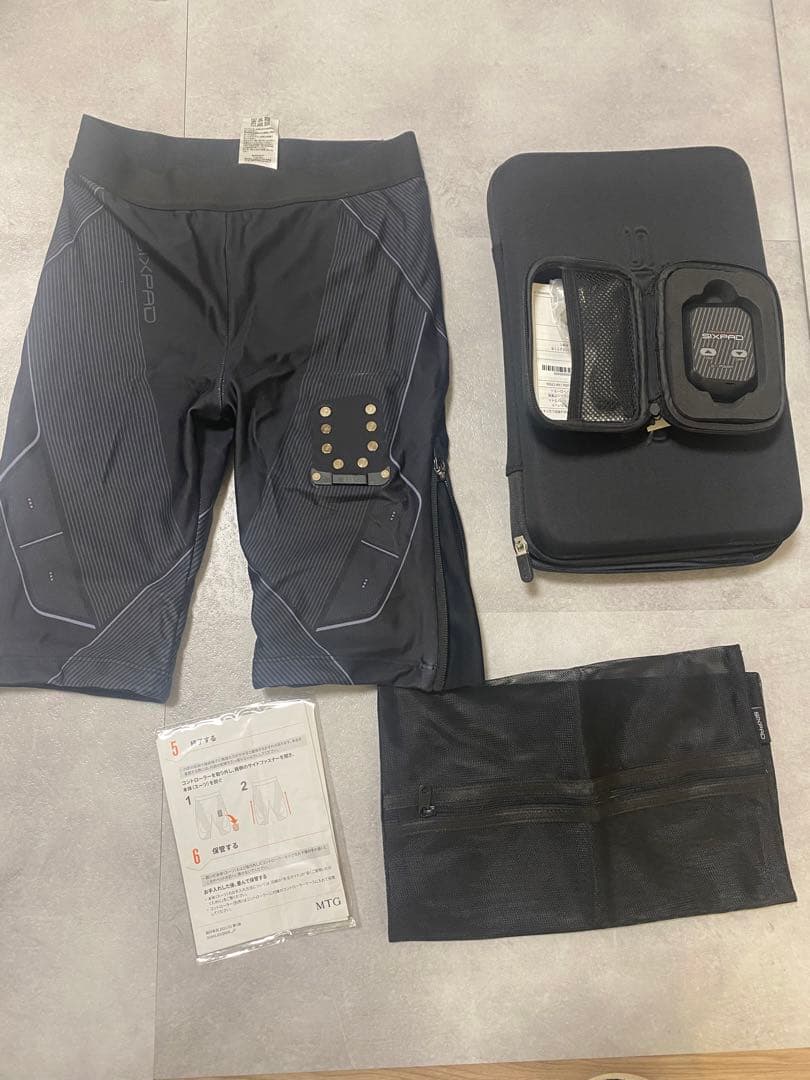 【SIXPAD】（レディース）コアベルトMサイズ／パワースーツ下Sサイズ