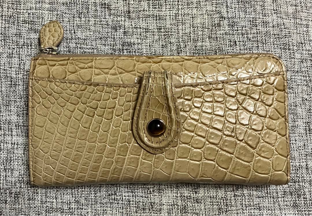 マットクロコダイルパワーストーン付福長財布