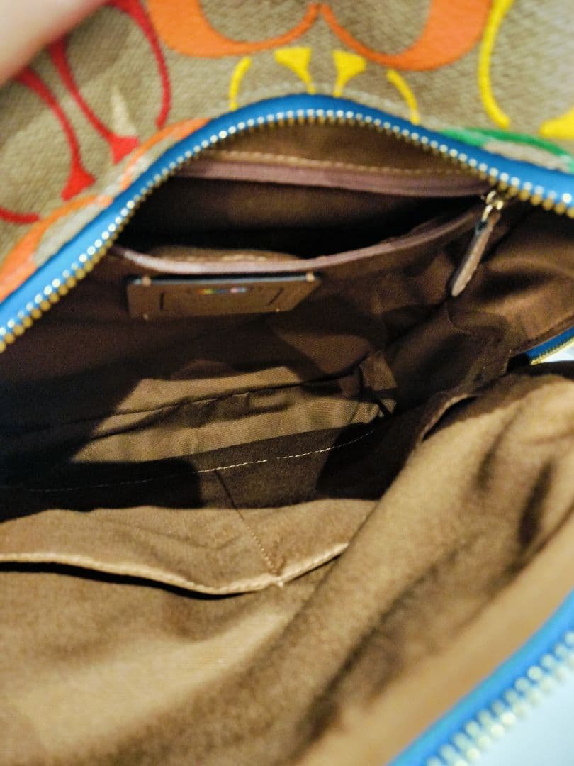 COACH リュック レインボーシグネチャー