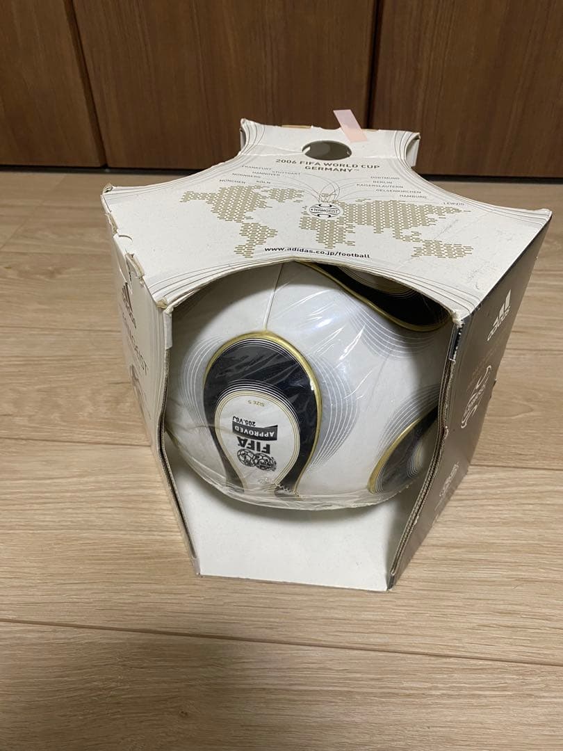 FIFAワールドカップ チームガイスト サッカー５号 公式球　③