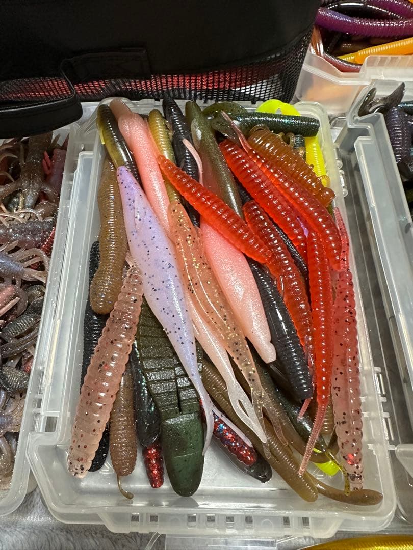 バス釣りセット　ルアー37個　ワーム約5キロ