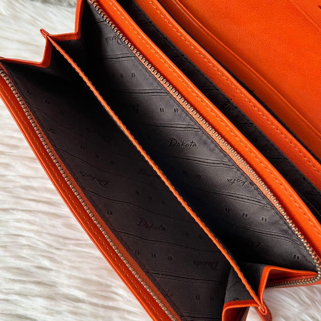 【新品未使用】ダコタ　リカモ　花柄刺繍　イタリアンレザー　かぶせ長財布　完売品