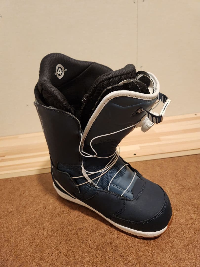 LECAGE スノーボードブーツ L10009 C02 24cm ホワイト