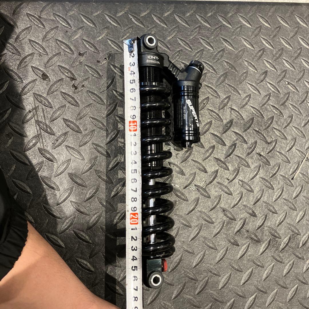 SUPER73 RX リアサスペンション