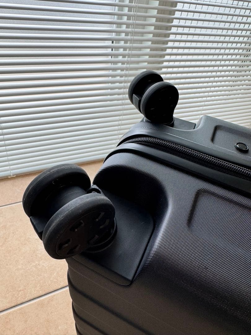 RI☆　【美品】無印良品　ハードキャリーケース　機内持込サイズ 36L