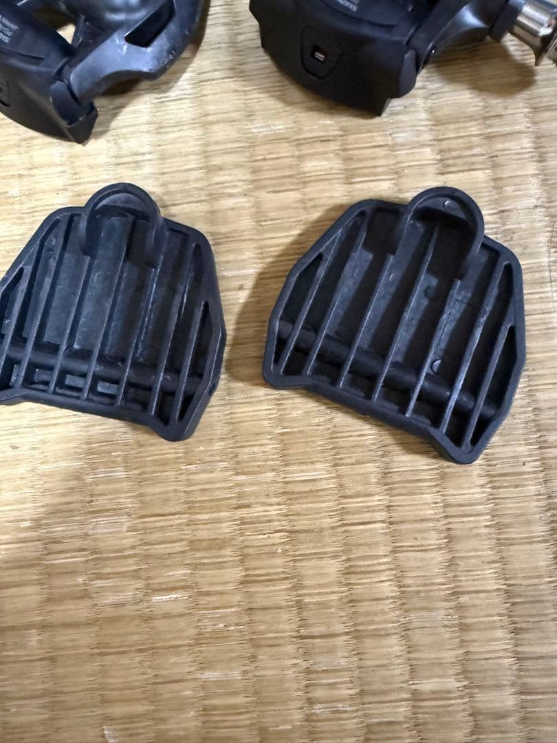 シマノ PD-R8000 ULTEGRA ペダル　カバー付き