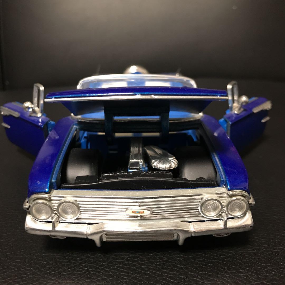 シボレー60インパラ ローライダー - メルカリ