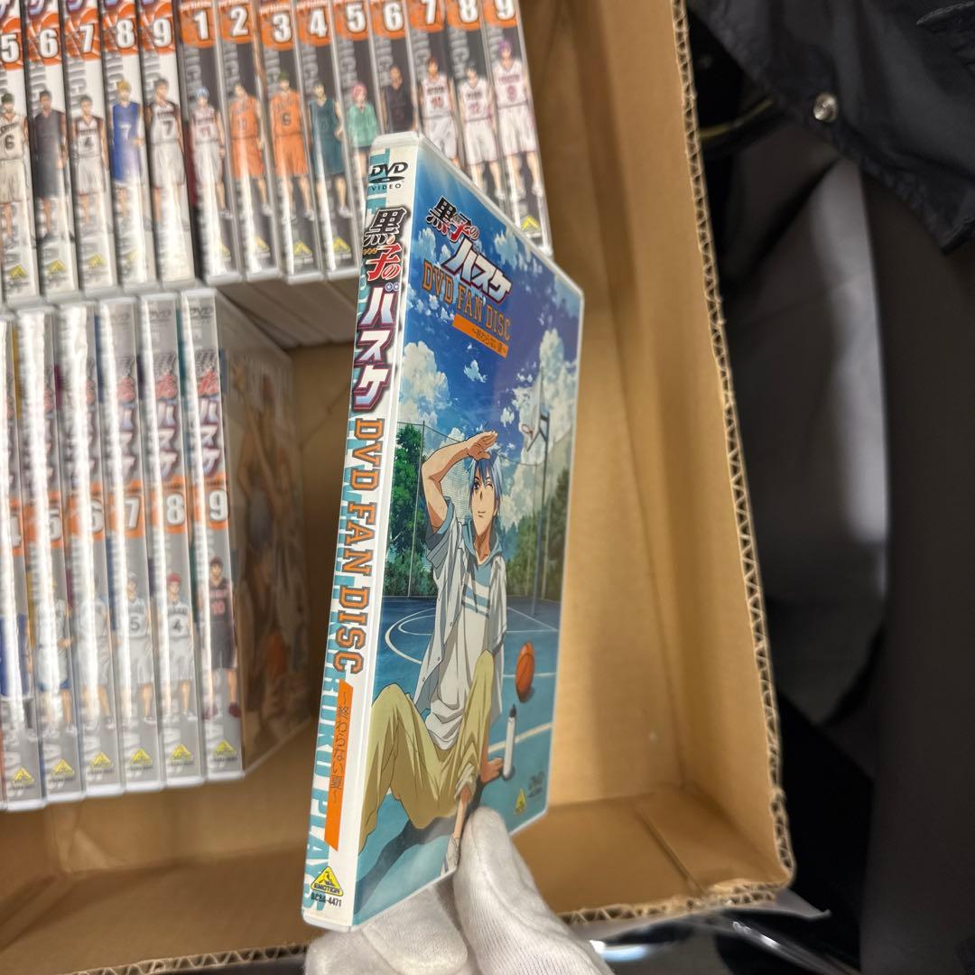 期間限定価格　黒子のバスケ 全巻セット+ファン　全部で28巻　シーズン1.2.3