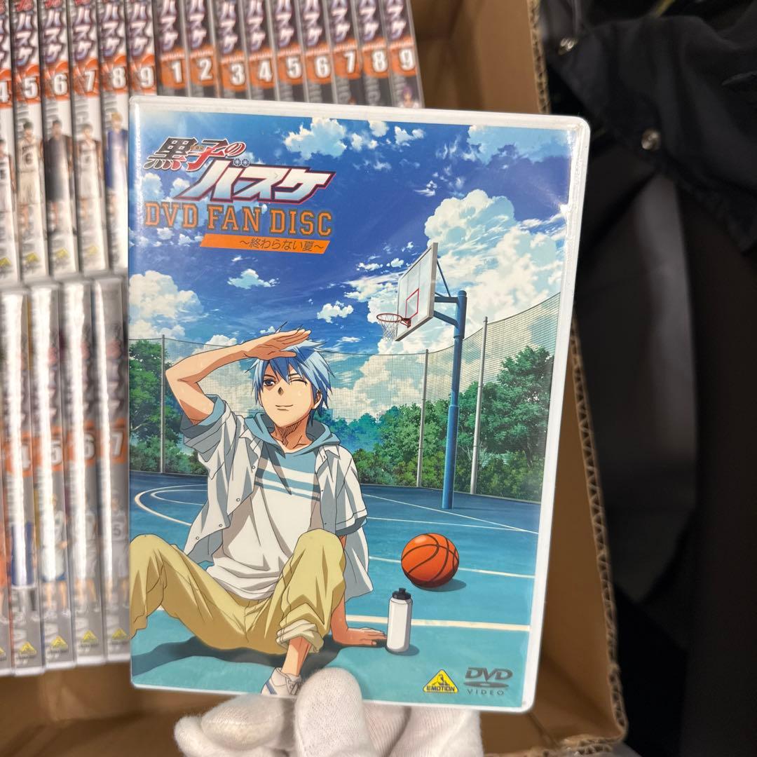 期間限定価格　黒子のバスケ 全巻セット+ファン　全部で28巻　シーズン1.2.3