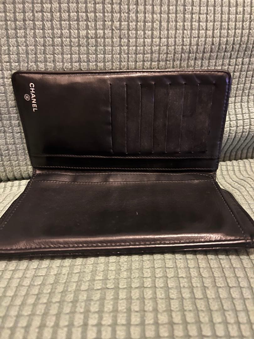 CHANEL 長財布 黒レザー 使用感あり、値下げ