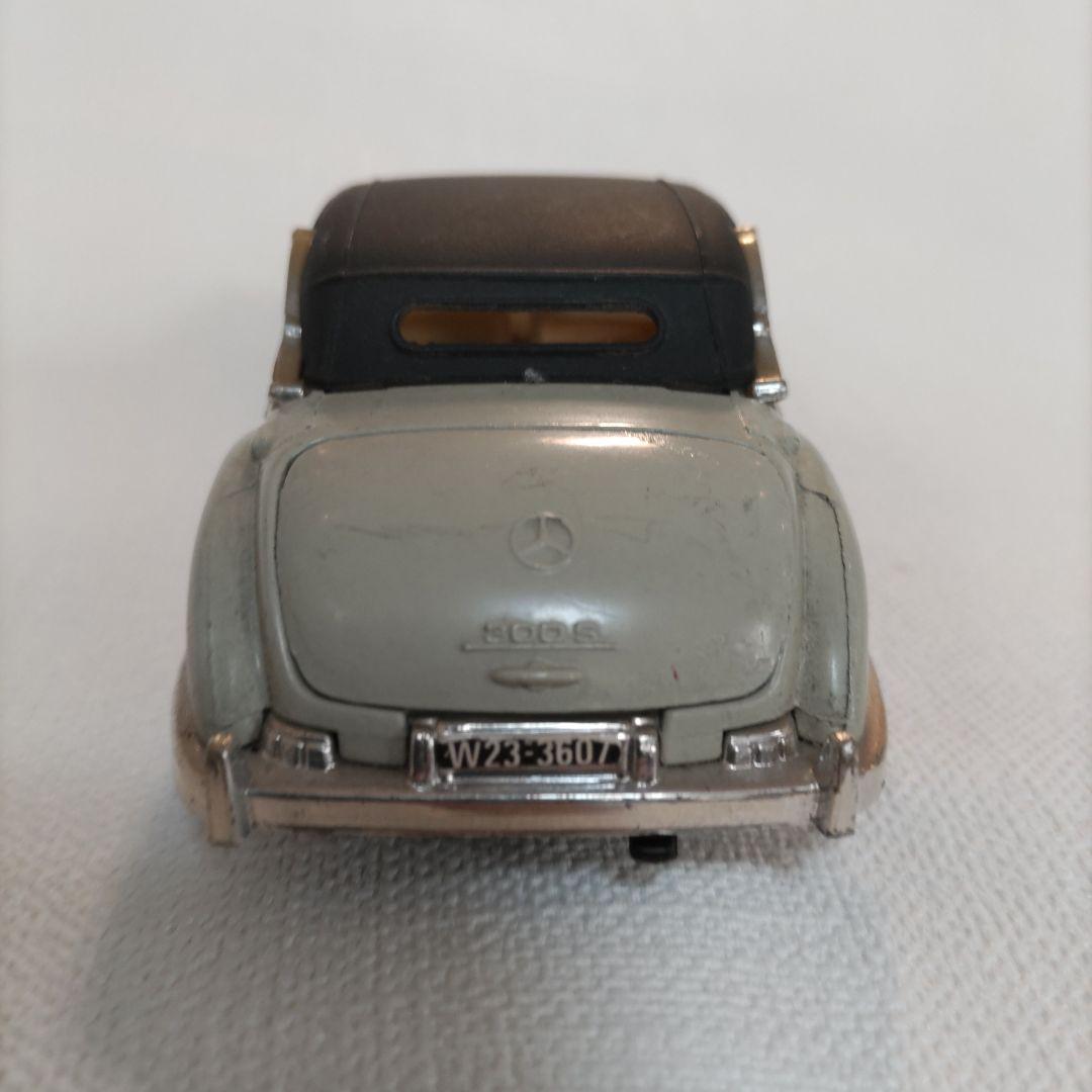 送料込み)【1/36ダイキャストカー】Corgi メルセデス ベンツ 300S