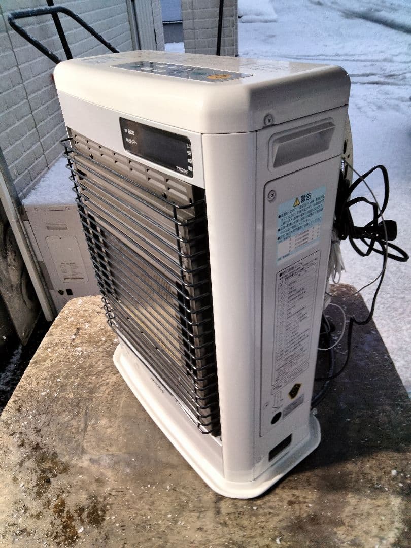 コロナFF石油ストーブスペースネオ！品番「FF‐SG4214M」2014年式中古