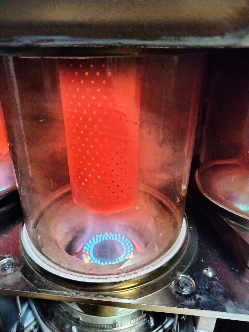 コロナFF石油ストーブスペースネオ！品番「FF‐SG4214M」2014年式中古