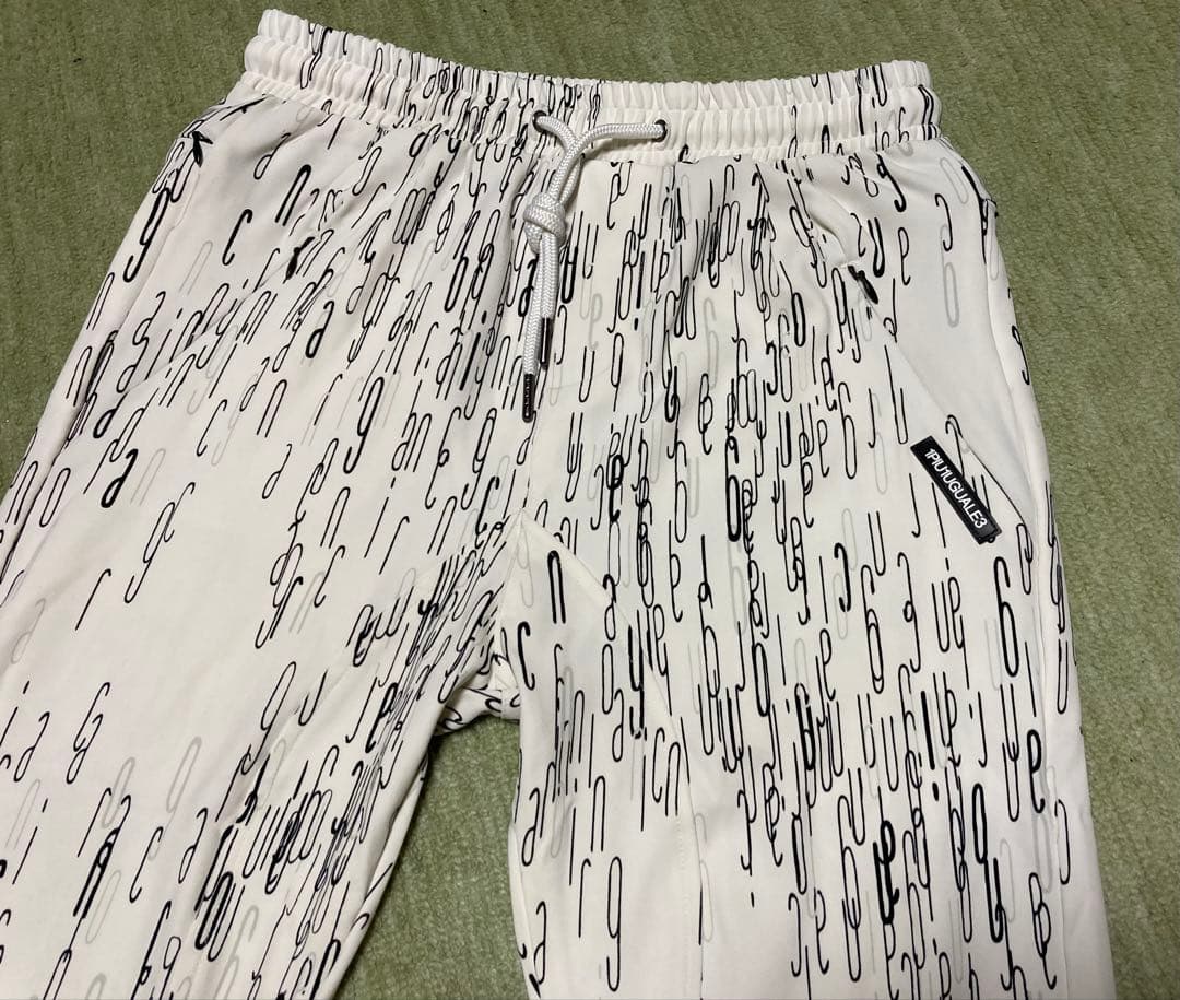 ウノピゥウノウグァーレトレリラックス ジャケット×サルエルパンツ セットアップ