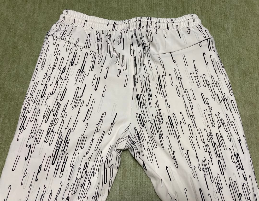 ウノピゥウノウグァーレトレリラックス ジャケット×サルエルパンツ セットアップ