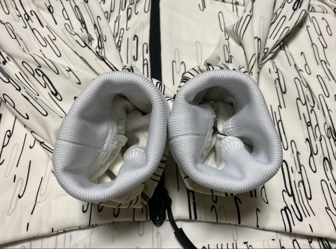 ウノピゥウノウグァーレトレリラックス ジャケット×サルエルパンツ セットアップ