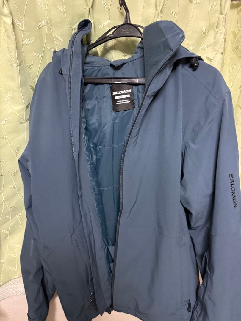 サロモン　スキーウェア