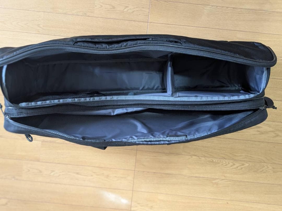 コンミー様　YONEX バドミントンバッグ ブラック