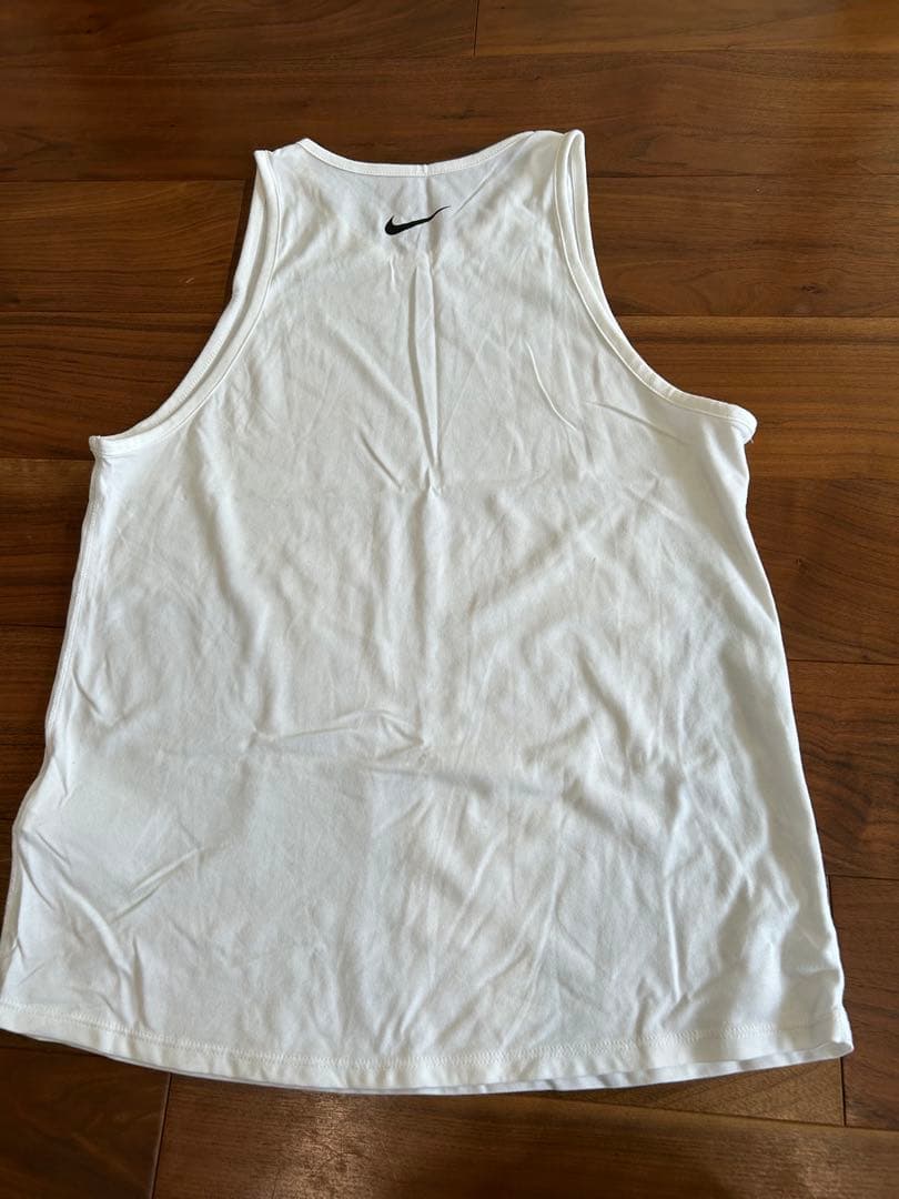 【値下】Nike ヨガウェア3点セット タンクトップとレギンス