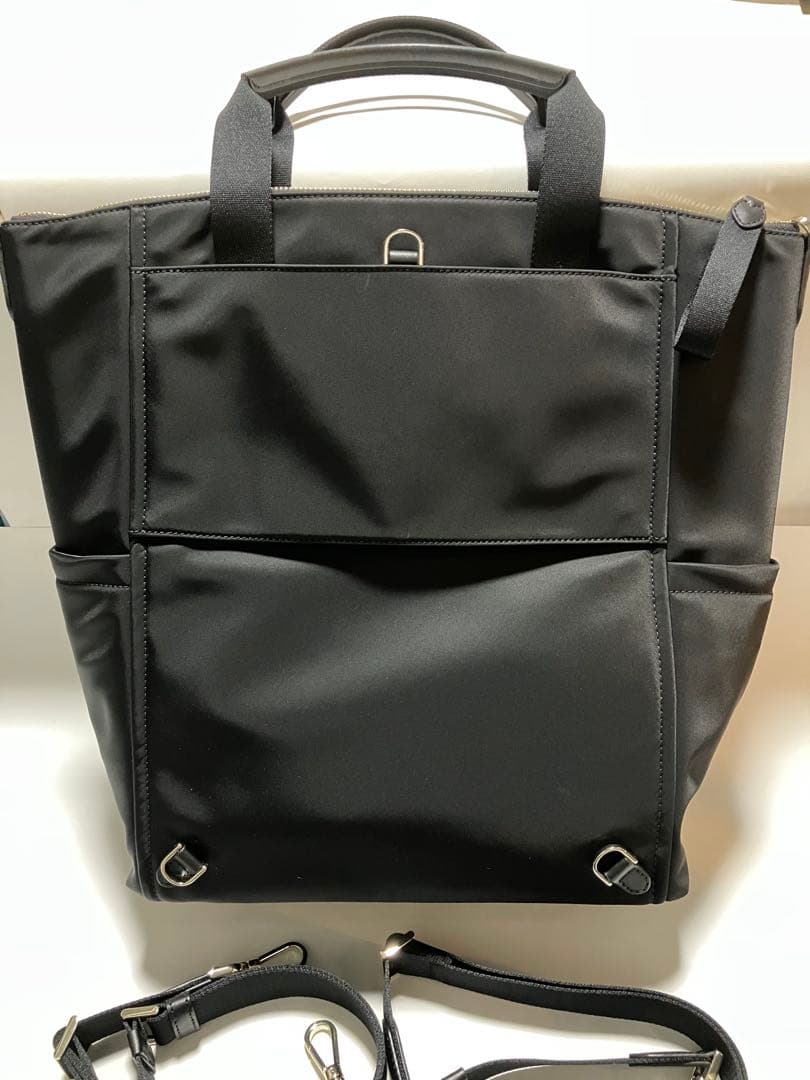 新品未使用　kate spade ブラック リュック