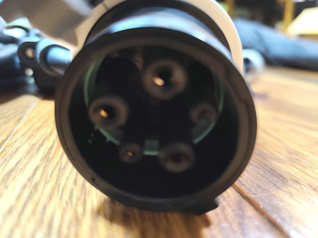 【送料込み】純正　日産リーフ　充電ケーブル　モデル 29690 3NK5E