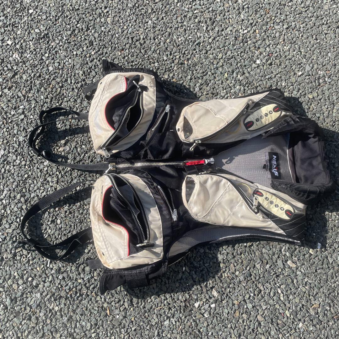 早い者勝ち　Shimano フローティングベスト　NEXUS