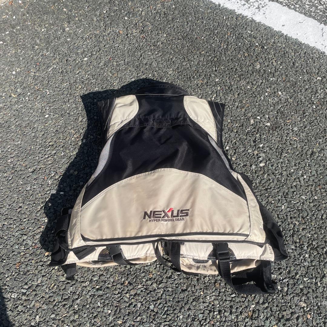 早い者勝ち　Shimano フローティングベスト　NEXUS