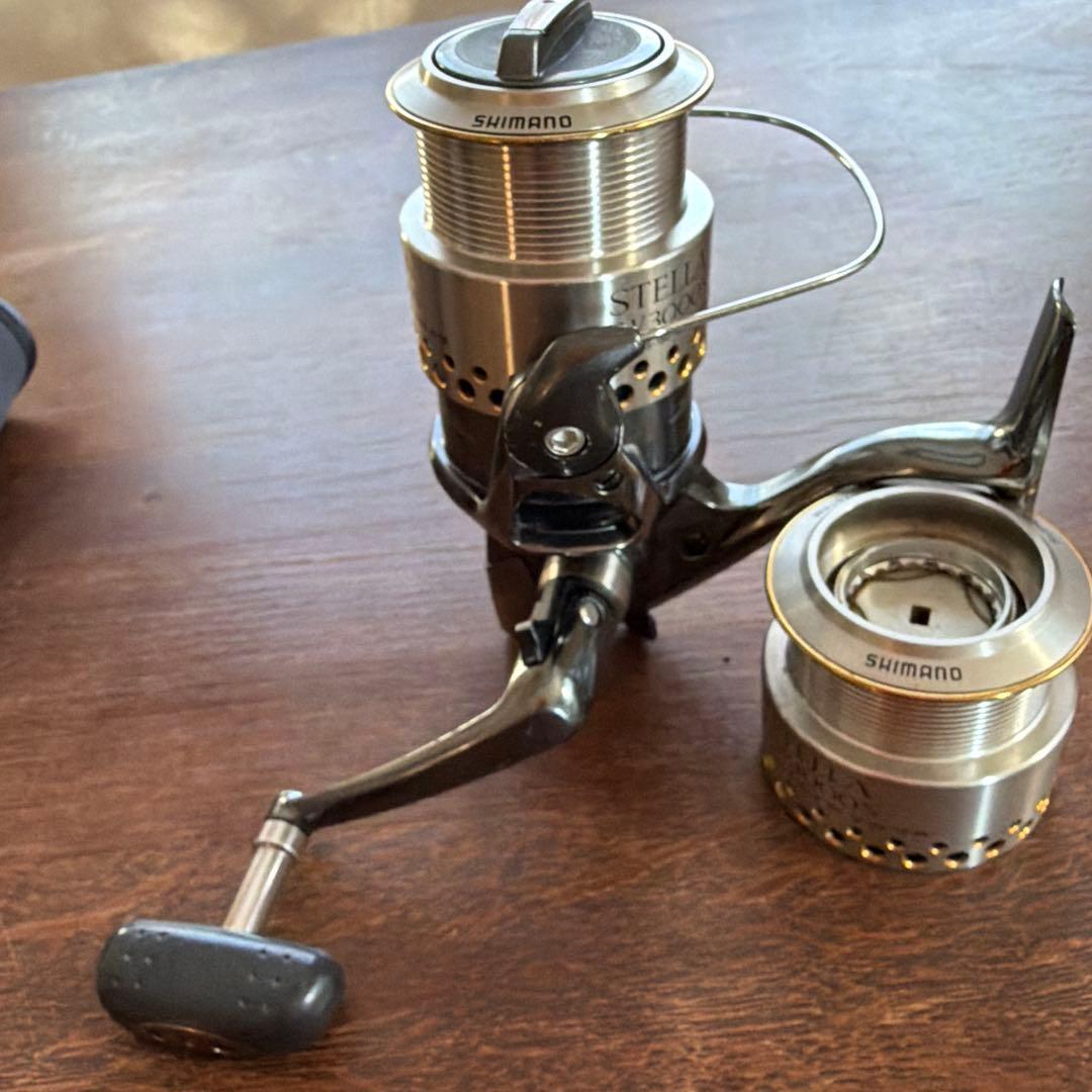 01STELLA 淡水用スピニングリール FW3000S 4000スプール付き