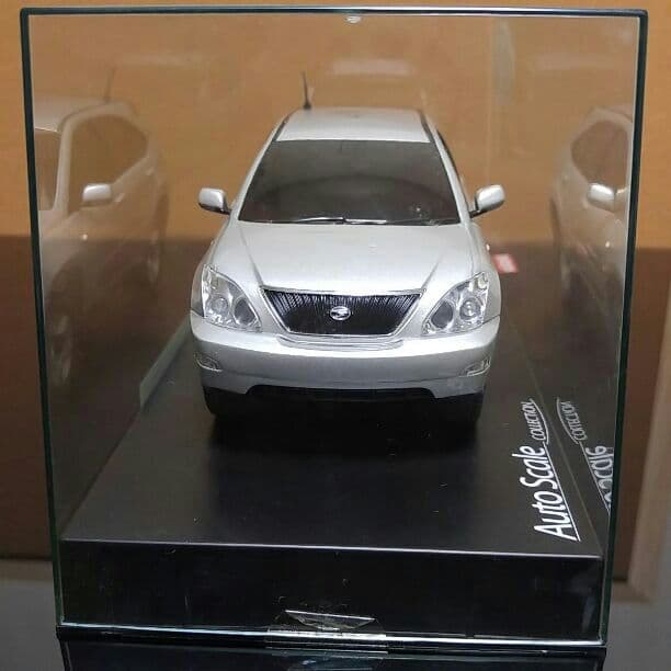 京商 トヨタ ハリアー ボディセット 価格ご相談にのります。