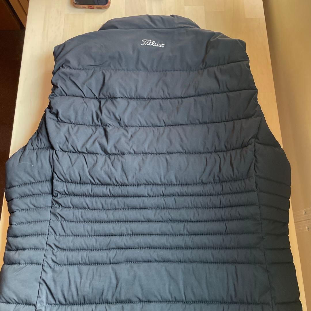 タイトリストダウンベスト レディースLサイズ、黒